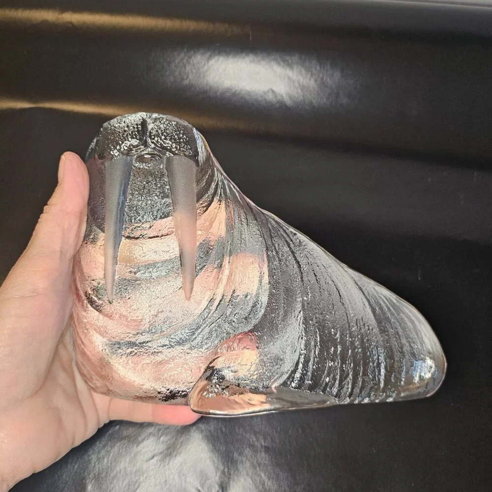 Mats Jonasson Vintage Crystal Glass Sculpture WALRUS Figure Paperweight Sweden